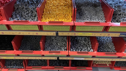 22-09-18 14-19-00 8347